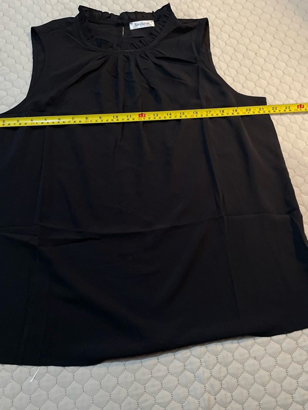 Simple Black Sleeveless Ruffle-Neck Shell - Picture 3 of 8